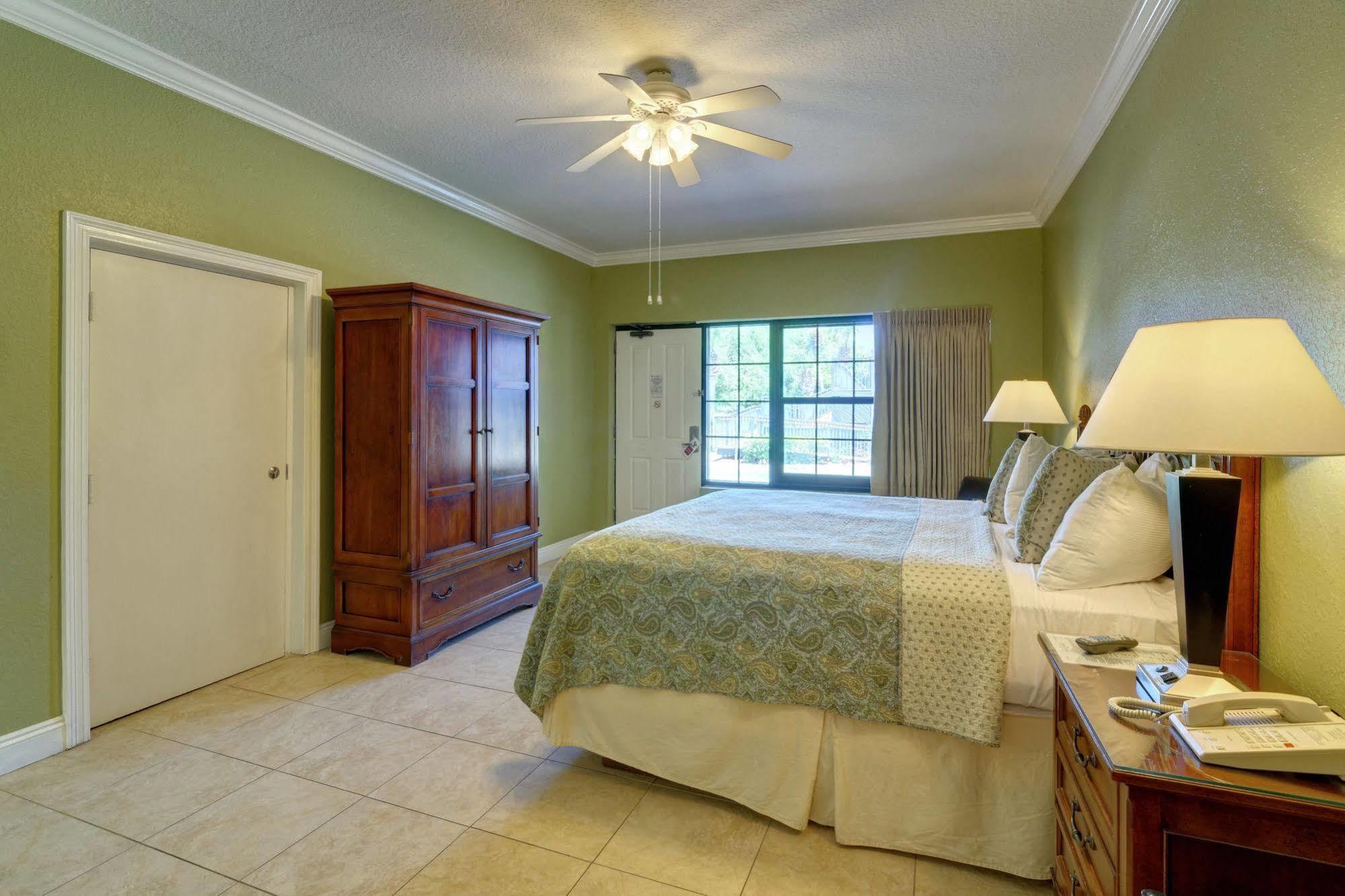 Beachside Inn Destin Bagian luar foto