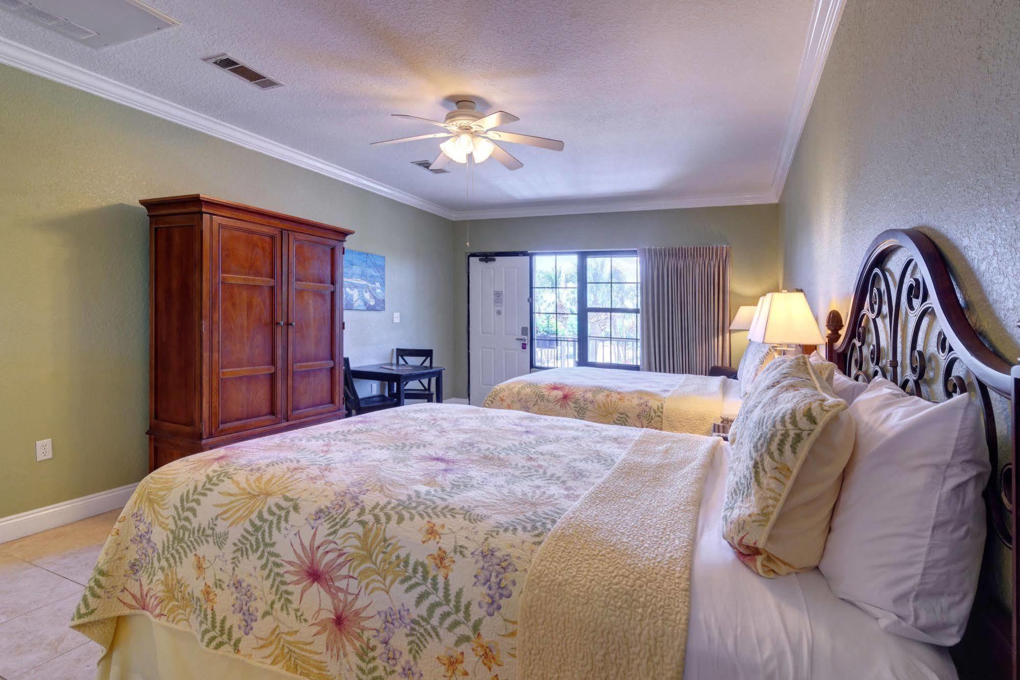 Beachside Inn Destin Bagian luar foto