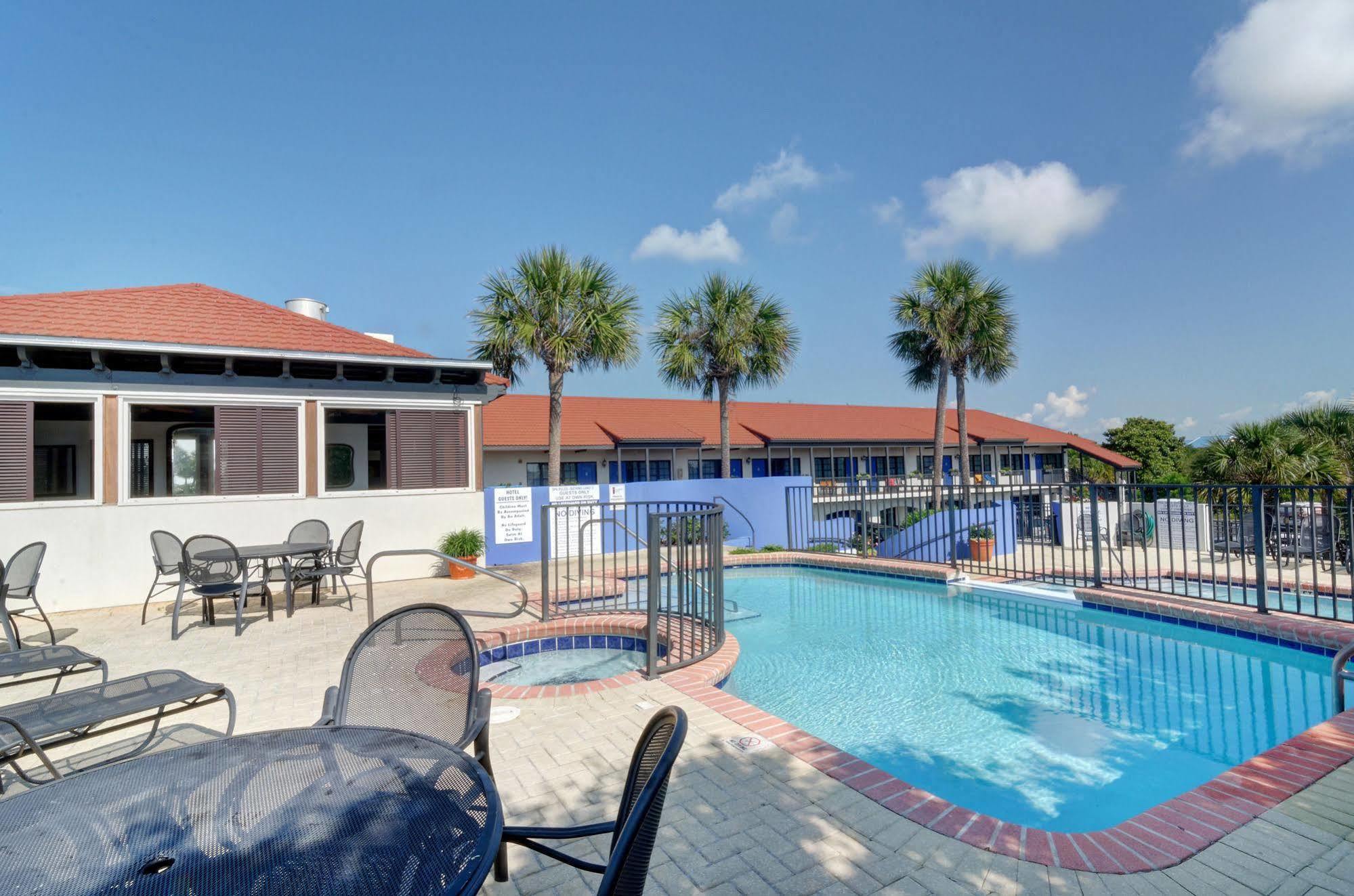 Beachside Inn Destin Bagian luar foto