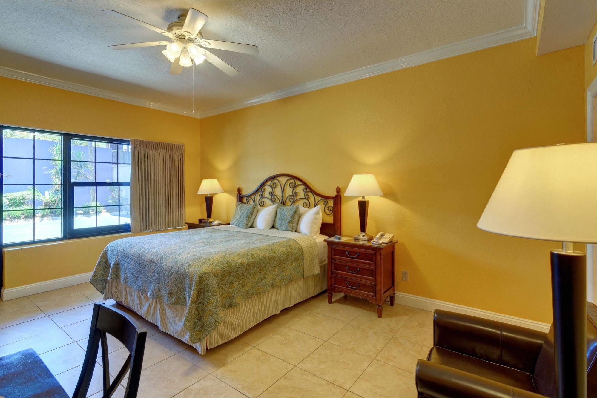 Beachside Inn Destin Bagian luar foto